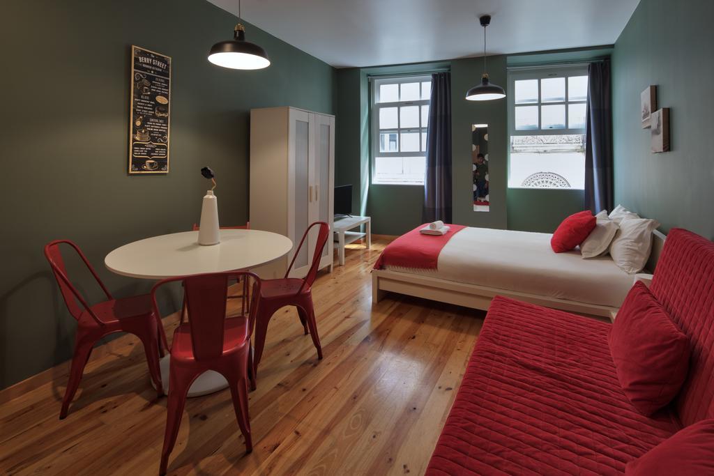 Aparthotel Oporto Entreparedes Ngoại thất bức ảnh